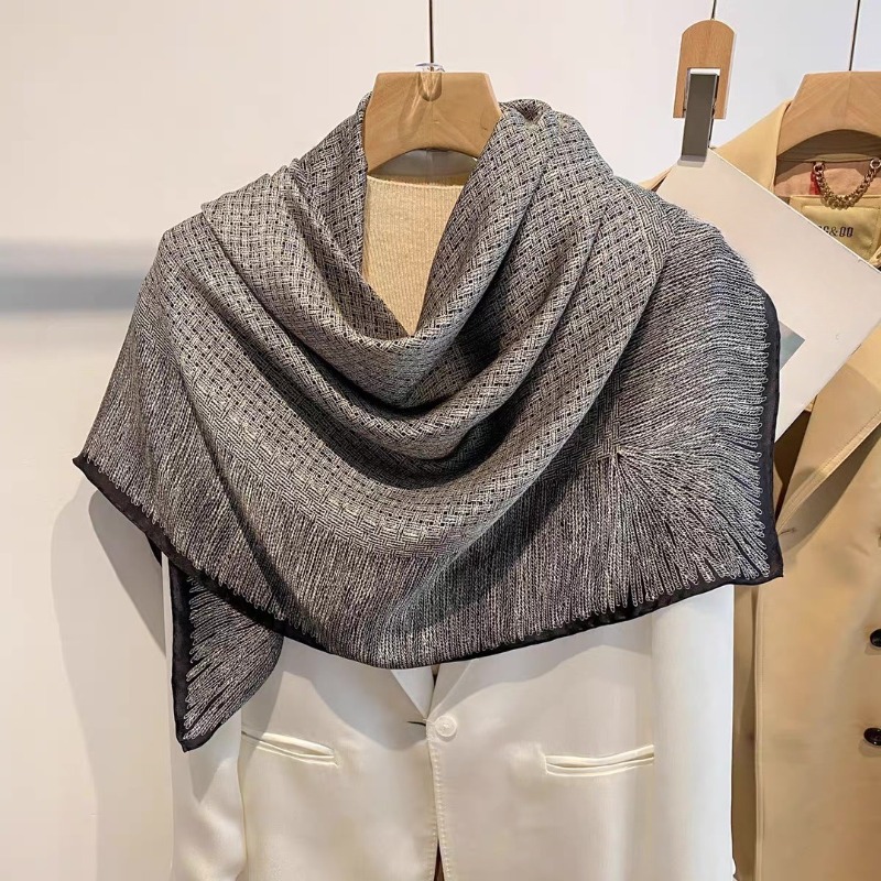 Sciarpa Oversize 110x110cm in  - Pashmina Wrap Large recensione e prezzo