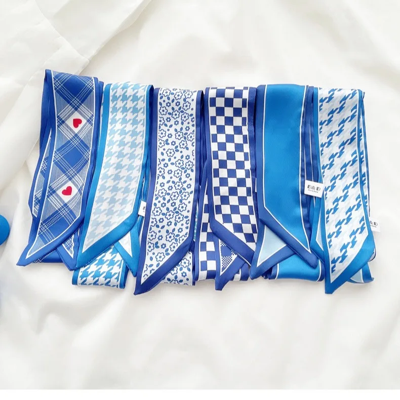Sciarpa in seta blu Klein, nuo - Silk Neck Scarf recensione e prezzo